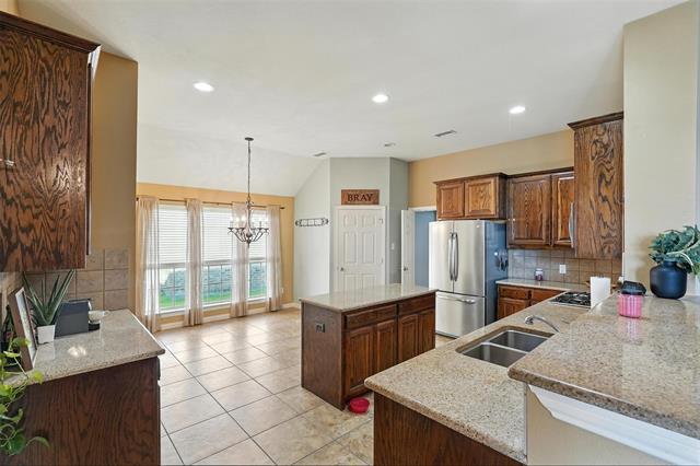 Building Photo - 7114 Waterbury Dr