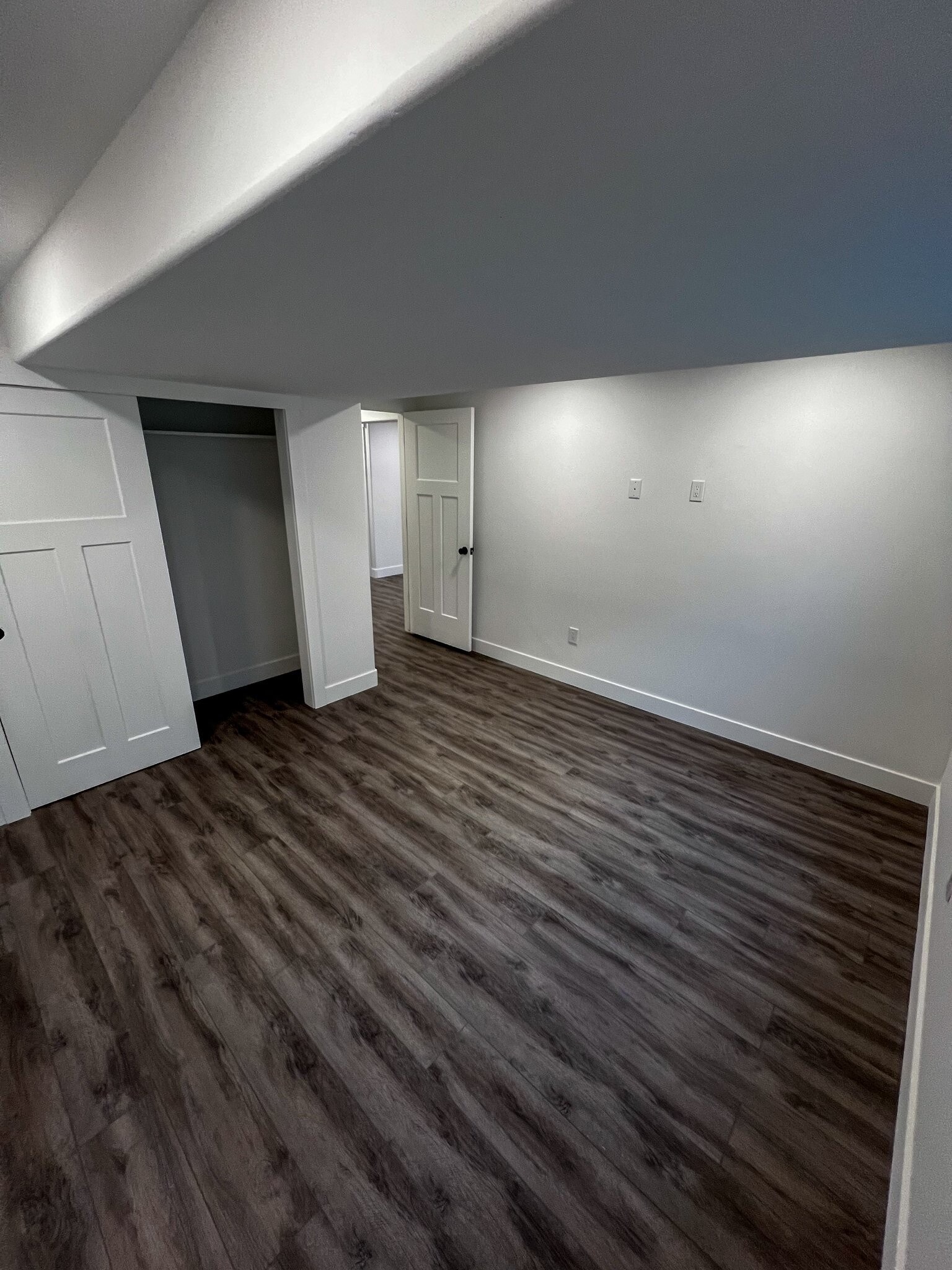 Building Photo - 8848 Daisy View Ln