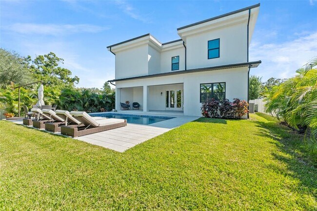 Building Photo - 3601 W Platt St