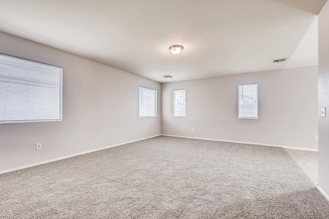 Building Photo - BEAUTIFUL 1 Story, 3 Bedroom 2 Bath Home Near Centennial Hills