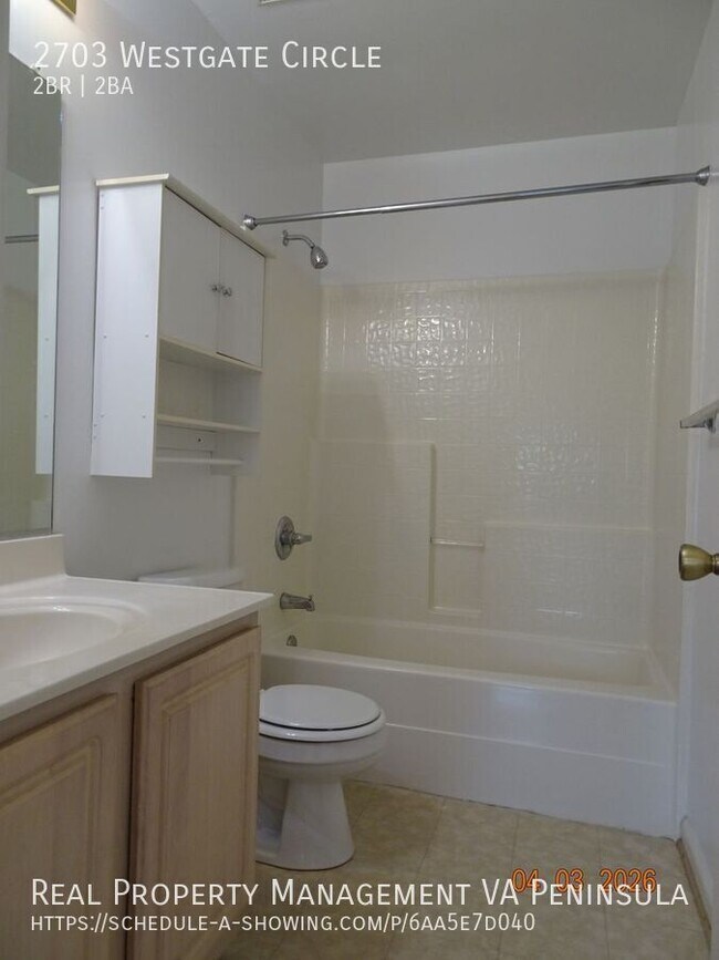 Building Photo - 2703 Westgate Cir