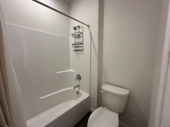 Building Photo - Cda Home Located In The Trails
