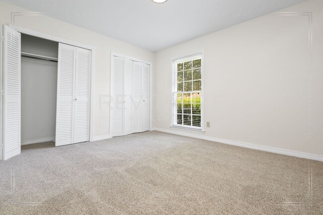 Building Photo - Spacious 4BR/2.5BA West Mobile Home – Room to Grow in a Convenient Location!