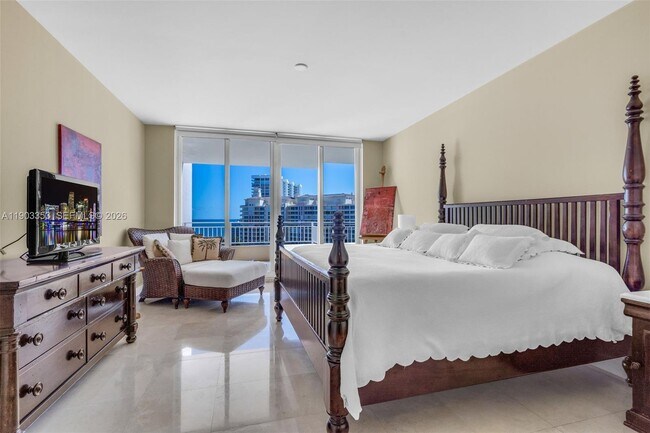 Building Photo - 791 Crandon Blvd