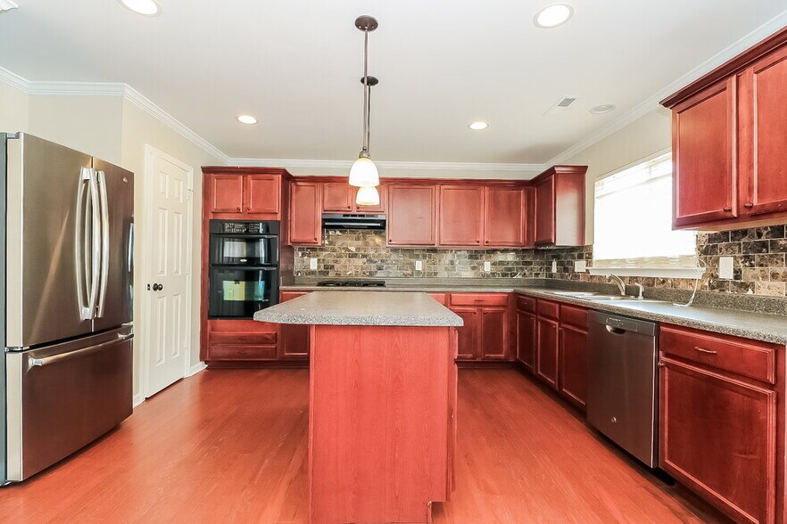 Building Photo - 3104 Cynthiana Ct