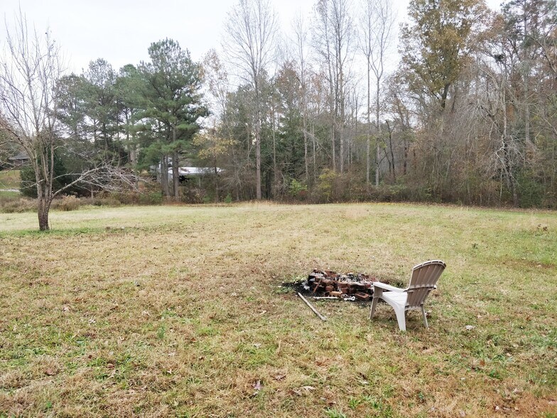 Building Photo - 8640 old pond rd