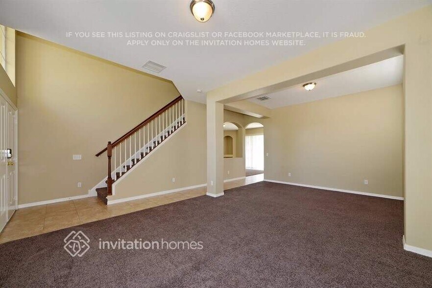 Building Photo - 3840 Stornoway Dr