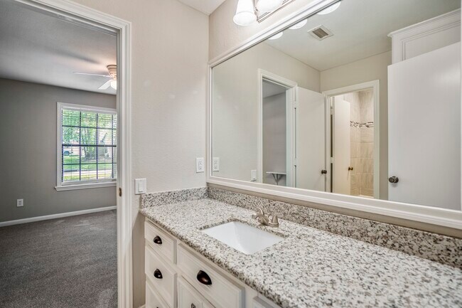 Building Photo - 3219 Fitzgerald Dr