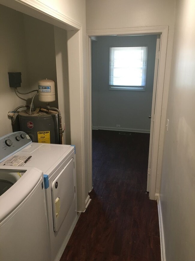 Building Photo - 30/32 Gardner Dr