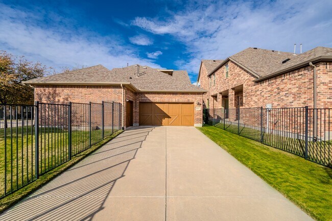 Building Photo - 1117 Ferndale Dr