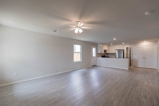 Building Photo - 10799 Giacconi Dr