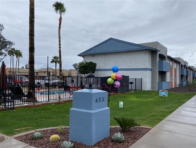 Move In Special $499 (Restrictions Apply) - Move In Special $499  (Restrictions Apply)