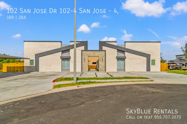 Building Photo - 102 San Jose Dr