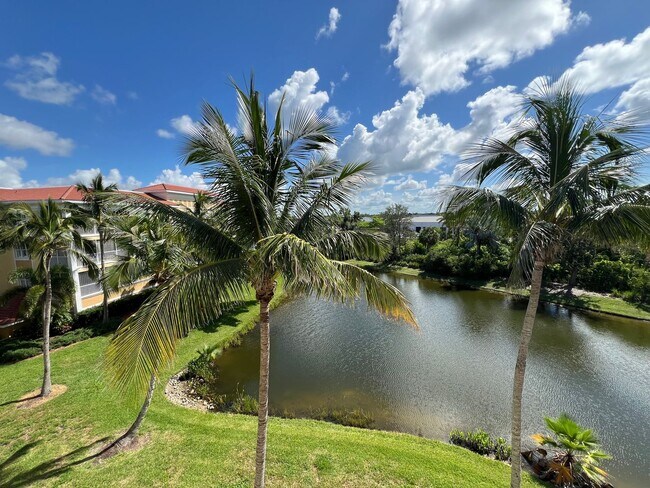 Building Photo - Furnished/Short Term Rental ** Available 5/1/26 ** 3 Bed/2 Bath Condo ** Punta Gorda ** $2,750/mo...