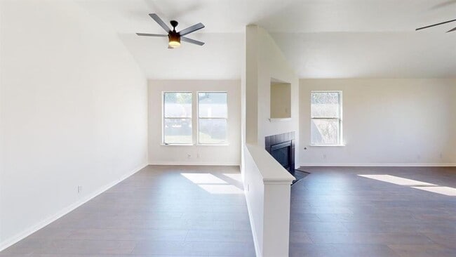 Building Photo - 1820 Mason Creek Blvd