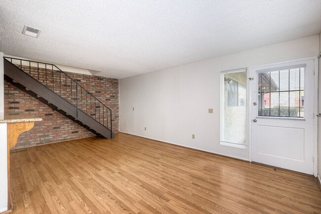 Building Photo - Santee Townhome Two Weeks FREE  2/1 Prime Location- Save on GAS! Walkable to everything!