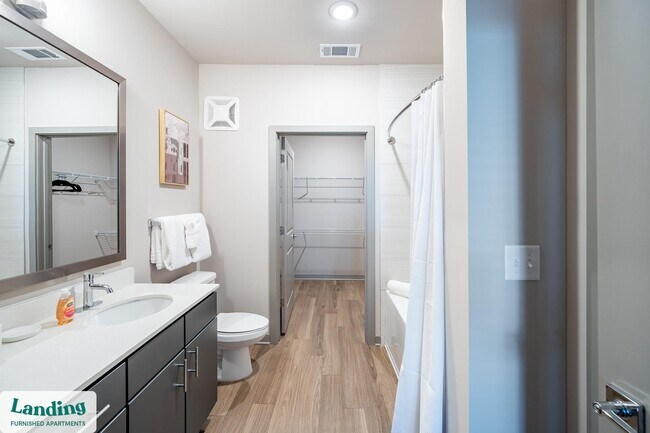 Building Photo - 1559 W 9 Mile Rd