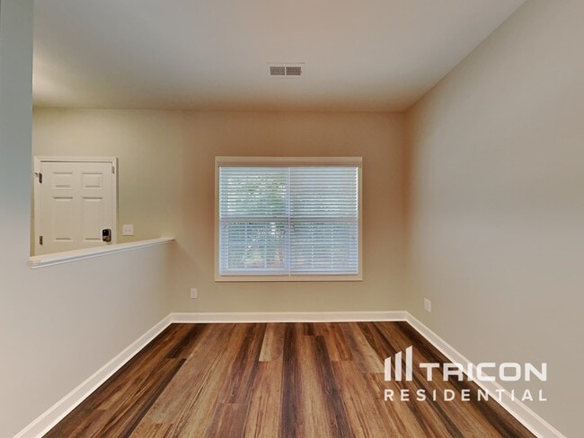 Building Photo - 7337 Ethans Way