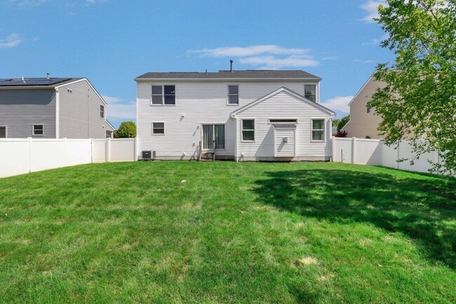 Building Photo - 224 Rockmill St