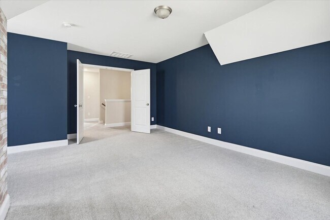 Building Photo - 1717 Stackhouse Dr