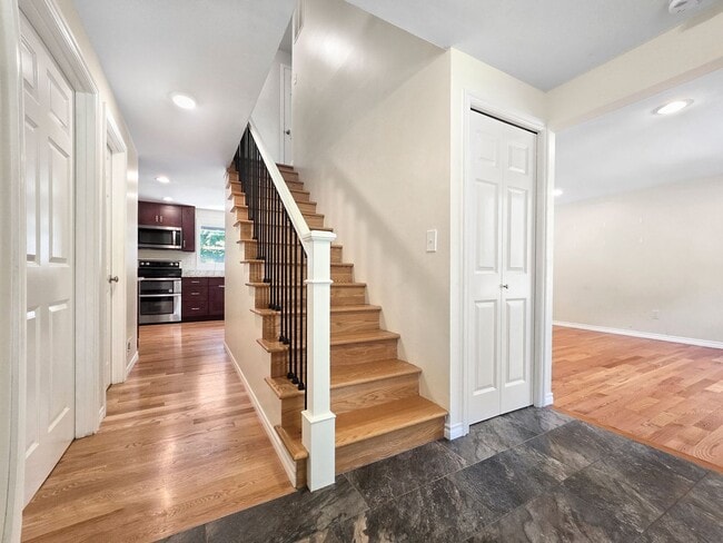 Building Photo - Flexible Living, Luxe Comfort: A Home That...