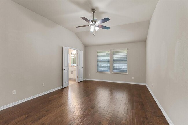 Building Photo - 7901 Arbor Knoll Ct