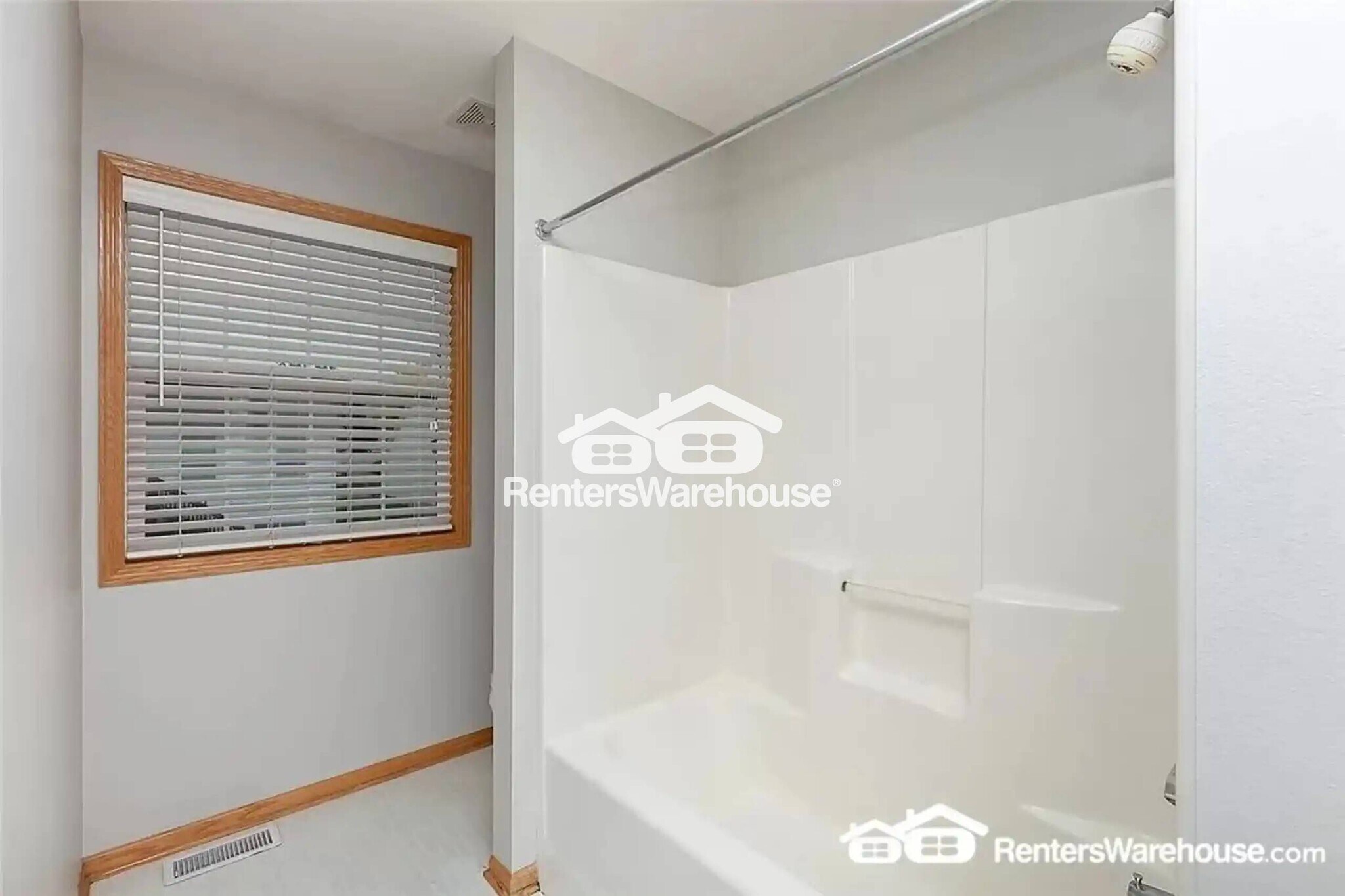 Building Photo - 7732 Beechtree Ln