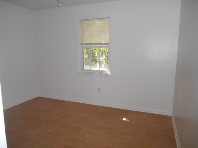 Building Photo - Apartment for Rent