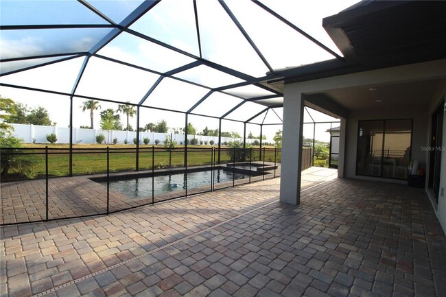 Building Photo - 15233 Sea Salt Wy