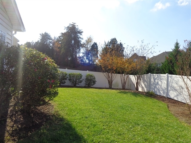 Building Photo - 10035 Back Acre Dr