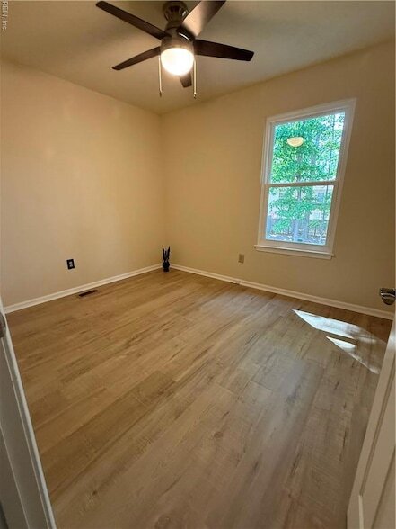 Building Photo - 15 Otsego Dr