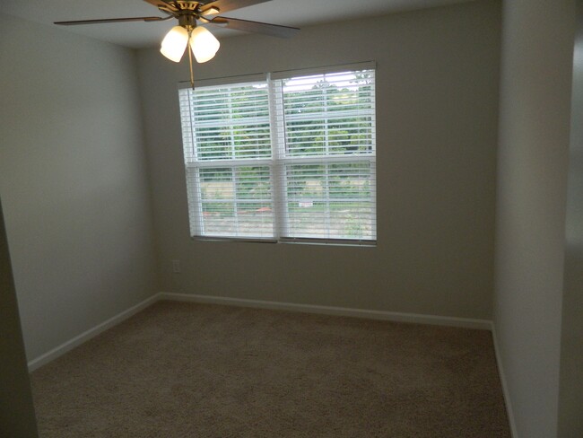 Building Photo - 1197 Little Gem Ln