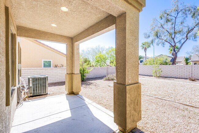 Building Photo - 9017 Picket Fence Ave