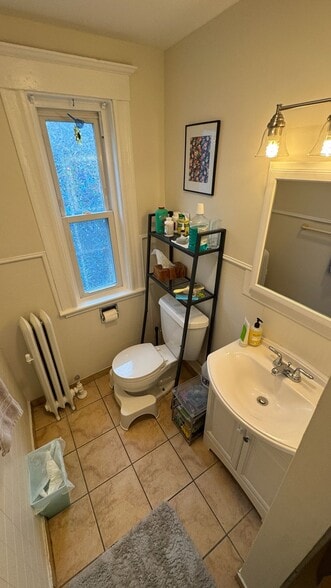 Building Photo - 66 Hall Ave