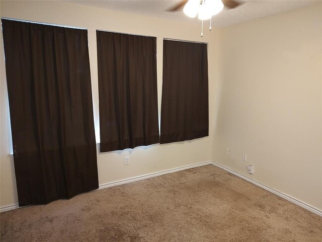 Building Photo - 1210 Gingerlily Cove