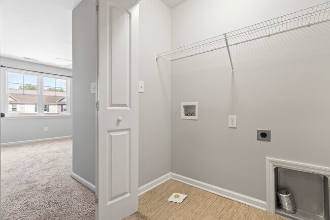 Building Photo - Justice Farm Townhome