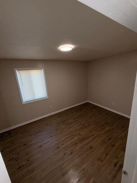 Building Photo - 136 Cotton Top Ct