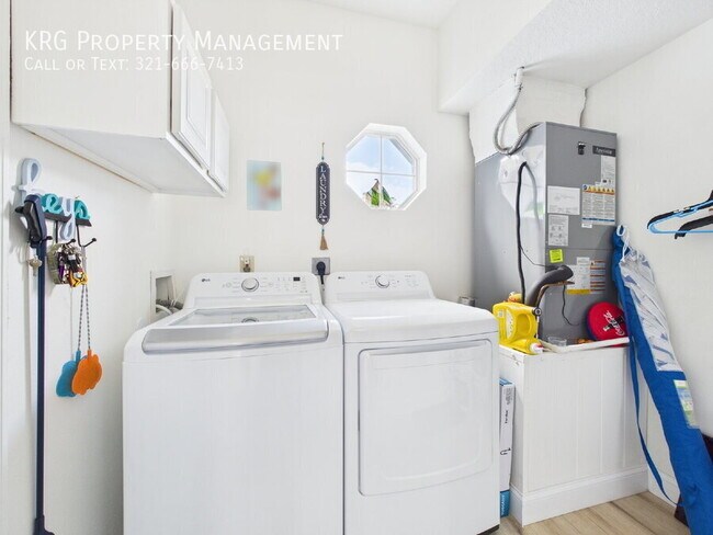 Building Photo - 2632 NE 27th St