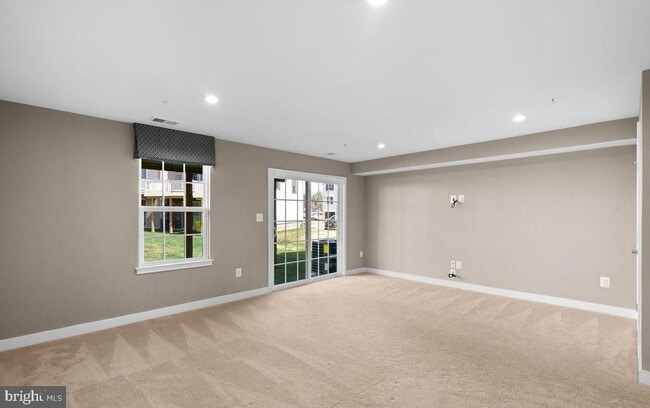 Building Photo - 100 Bethlehem Pl