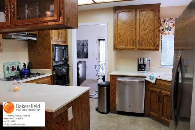 Building Photo - 7213 Copper Creek Way