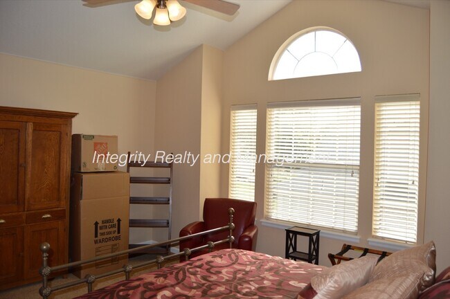 Building Photo - 12664 E Harvard Cir