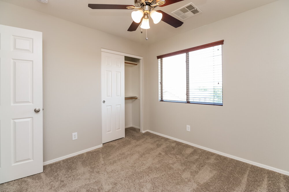 Building Photo - 1924 W Gold Mine Way