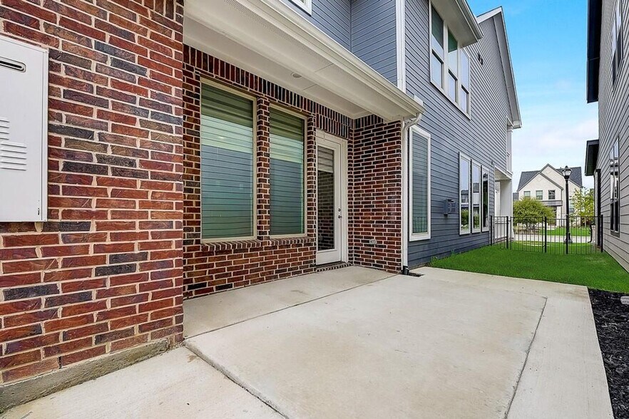 Building Photo - 4145 Sechrist Dr