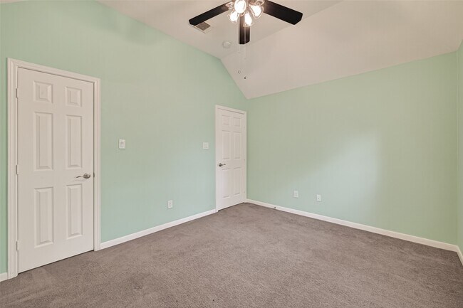 Building Photo - 22411 Kendall Shay Ct