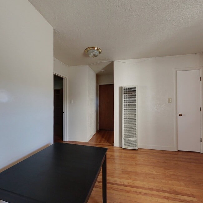 Building Photo - Isle of Dwight