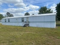Building Photo - 3-bedroom, 2-bath mobile home
