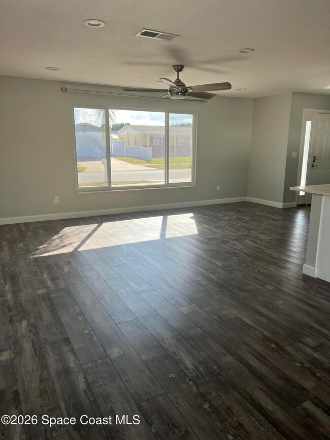 Building Photo - 1470 Morgan Dr