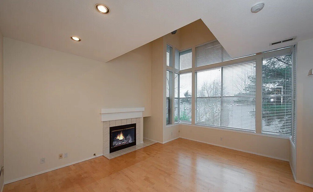 Building Photo - 7250 Old Redmond Rd