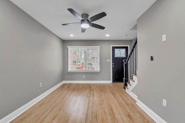 Building Photo - 2923 Edgecombe Cir N