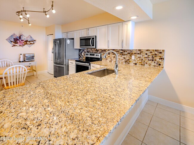 Building Photo - 1791 Jimmy Buffett Mem Hwy